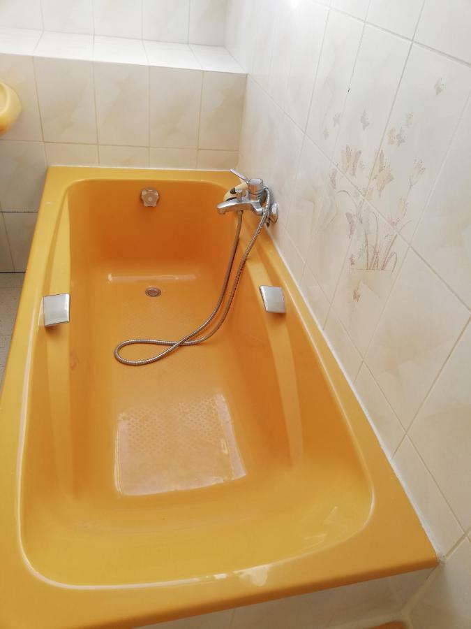 Karmel Avenue Des 2 Chateaux Hotel Guermantes Екстериор снимка